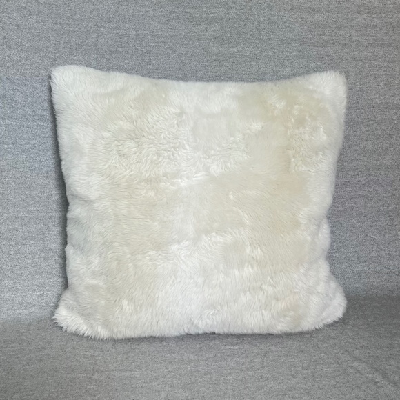 Restoration Hardware Lapin Faux Fur Cushion - Picture 1 of 10